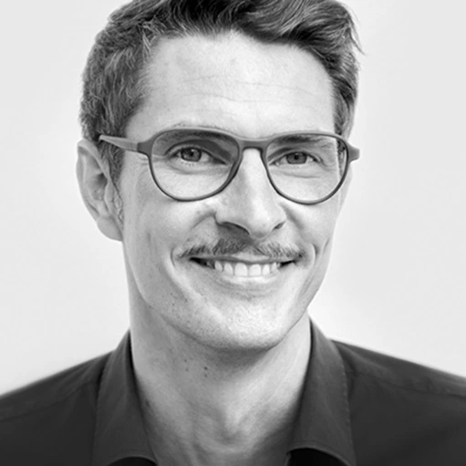 Dr. Florian Sperling